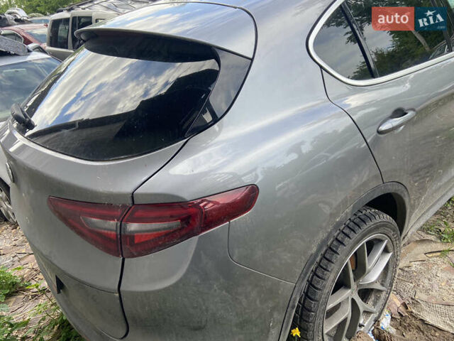 Альфа Ромео Стелвио 2018 в Киеве на Automoto.ua Альфа Ромео Стелвио, объемом двигателя 2 л и пробегом 98 тыс. км за 6800 $, фото 1 на Automoto.ua