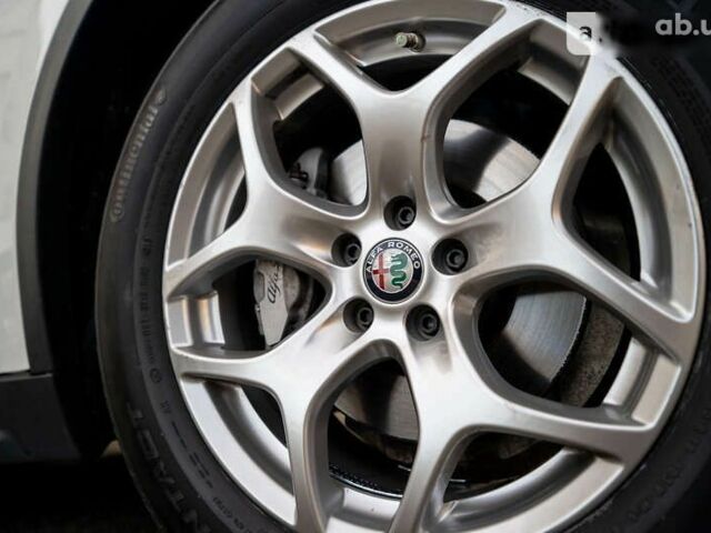 Альфа Ромео Стелвио, объемом двигателя 2 л и пробегом 47 тыс. км за 32900 $, фото 7 на Automoto.ua