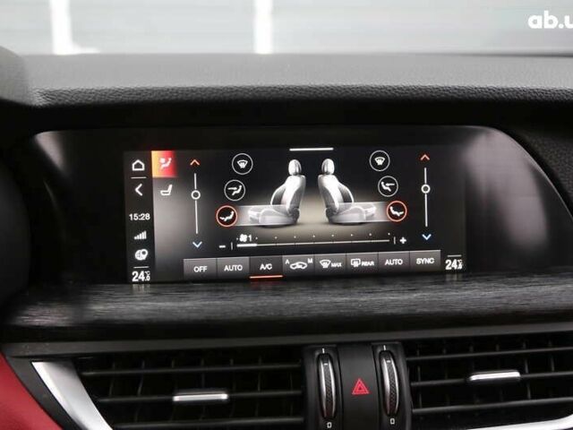 Альфа Ромео Стелвио, объемом двигателя 2 л и пробегом 130 тыс. км за 22900 $, фото 20 на Automoto.ua