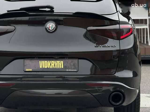 Альфа Ромео Стелвіо, об'ємом двигуна 2 л та пробігом 82 тис. км за 26350 $, фото 18 на Automoto.ua