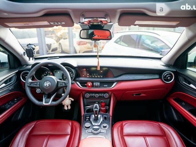 Альфа Ромео Стелвио, объемом двигателя 2 л и пробегом 47 тыс. км за 32900 $, фото 24 на Automoto.ua