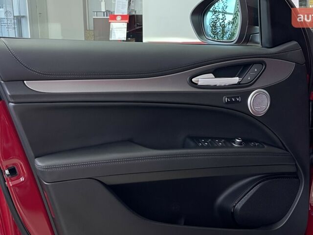 Альфа Ромео Стелвио, объемом двигателя 2 л и пробегом 0 тыс. км за 60262 $, фото 6 на Automoto.ua