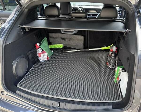 Альфа Ромео Стелвио 2017 в Киеве на Automoto.ua Серый Альфа Ромео Стелвио, объемом двигателя 2 л и пробегом 96 тыс. км за 24999 $, фото 49 на Automoto.ua