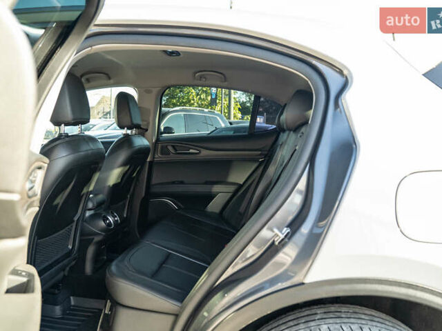 Серый Альфа Ромео Стелвио, объемом двигателя 2 л и пробегом 111 тыс. км за 20700 $, фото 34 на Automoto.ua