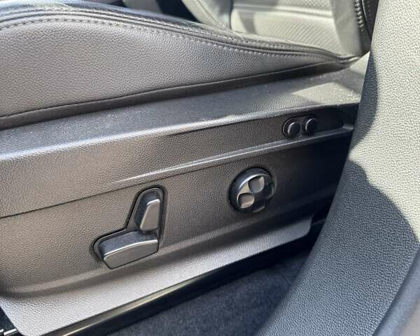 Альфа Ромео Стелвио 2017 в Киеве на Automoto.ua Серый Альфа Ромео Стелвио, объемом двигателя 2 л и пробегом 96 тыс. км за 24999 $, фото 44 на Automoto.ua