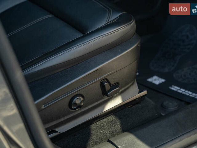 Серый Альфа Ромео Стелвио, объемом двигателя 2 л и пробегом 111 тыс. км за 20700 $, фото 32 на Automoto.ua