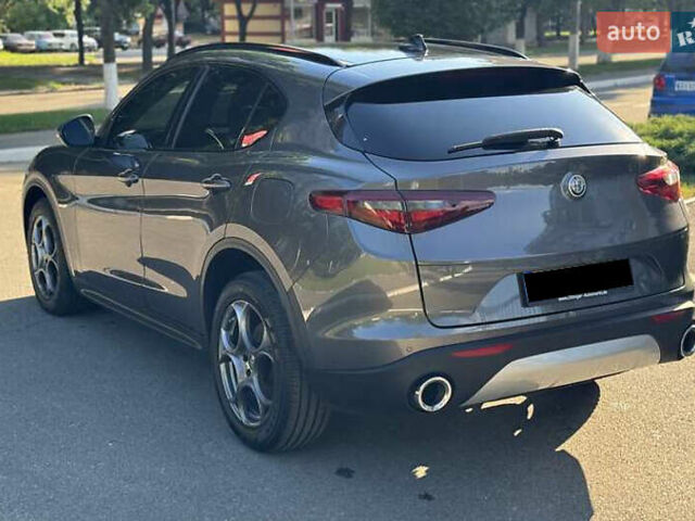 Сірий Альфа Ромео Стелвіо, об'ємом двигуна 2 л та пробігом 105 тис. км за 20000 $, фото 18 на Automoto.ua