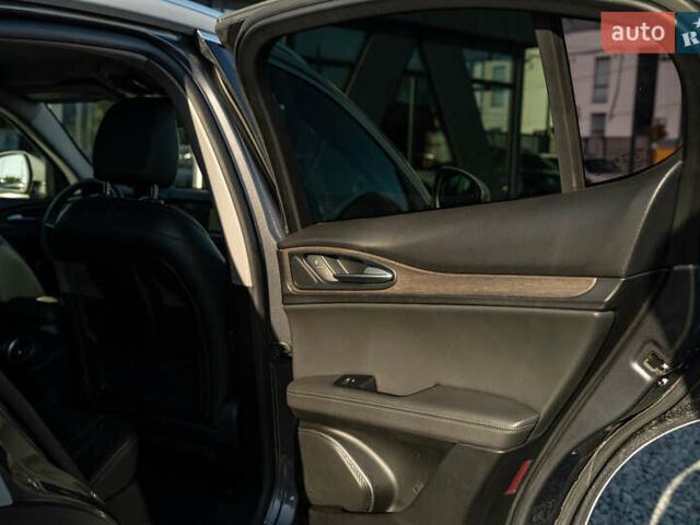 Серый Альфа Ромео Стелвио, объемом двигателя 2 л и пробегом 111 тыс. км за 20700 $, фото 40 на Automoto.ua