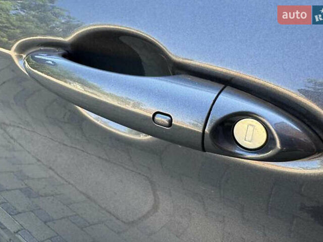 Сірий Альфа Ромео Стелвіо, об'ємом двигуна 2 л та пробігом 105 тис. км за 20000 $, фото 4 на Automoto.ua