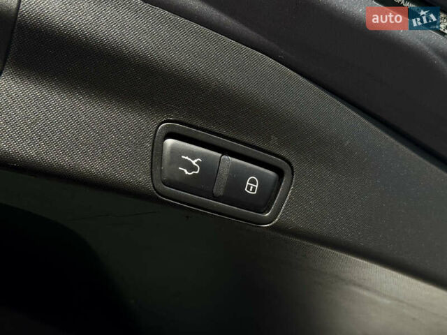 Серый Альфа Ромео Стелвио, объемом двигателя 2 л и пробегом 87 тыс. км за 21300 $, фото 45 на Automoto.ua