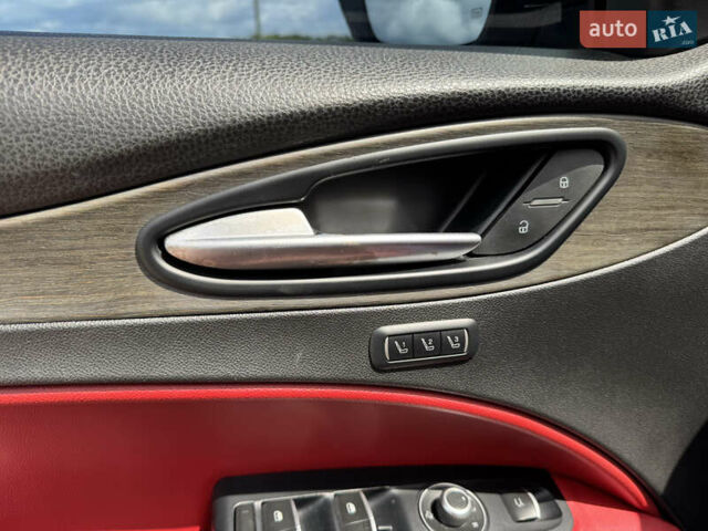 Серый Альфа Ромео Стелвио, объемом двигателя 2 л и пробегом 155 тыс. км за 16900 $, фото 17 на Automoto.ua