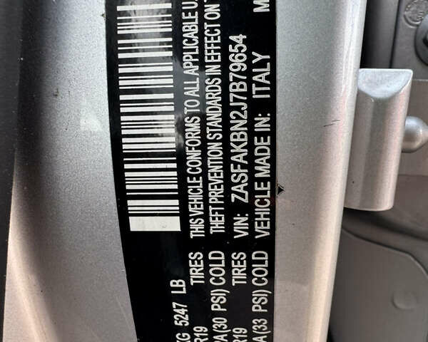 Серый Альфа Ромео Стелвио, объемом двигателя 2 л и пробегом 155 тыс. км за 16900 $, фото 19 на Automoto.ua