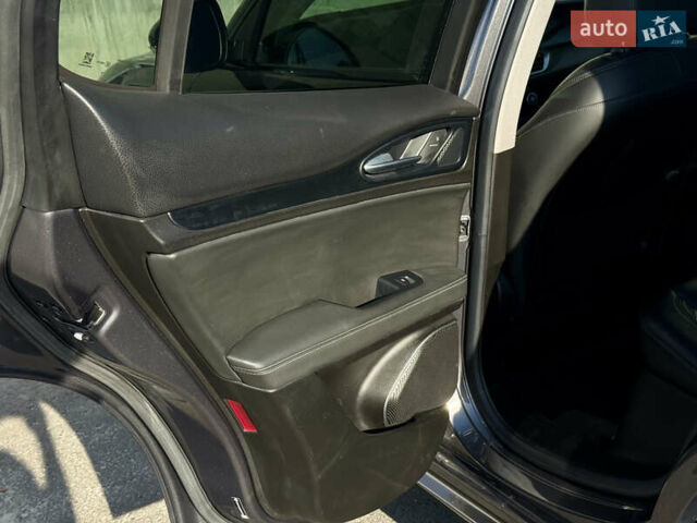 Серый Альфа Ромео Стелвио, объемом двигателя 2 л и пробегом 87 тыс. км за 21300 $, фото 38 на Automoto.ua