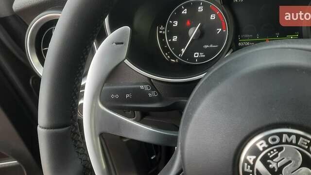 Серый Альфа Ромео Стелвио, объемом двигателя 2 л и пробегом 84 тыс. км за 17500 $, фото 45 на Automoto.ua