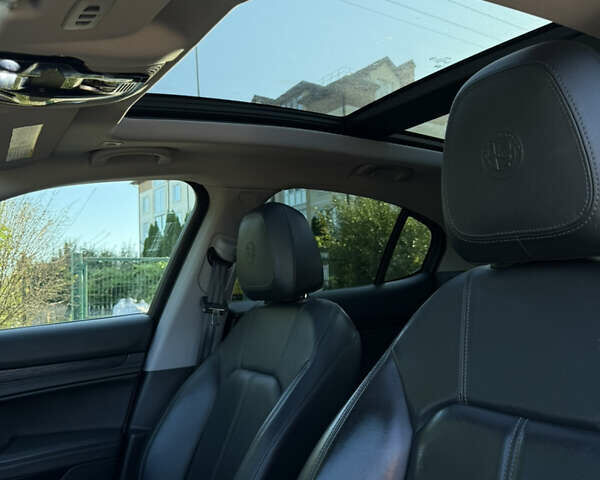 Серый Альфа Ромео Стелвио, объемом двигателя 2 л и пробегом 198 тыс. км за 17500 $, фото 8 на Automoto.ua