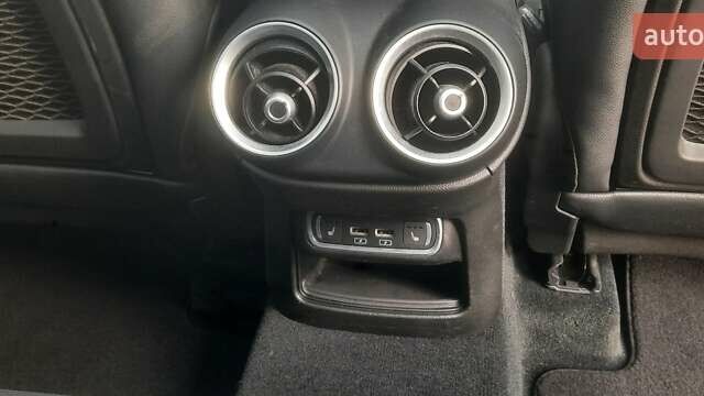 Серый Альфа Ромео Стелвио, объемом двигателя 2 л и пробегом 84 тыс. км за 17500 $, фото 47 на Automoto.ua