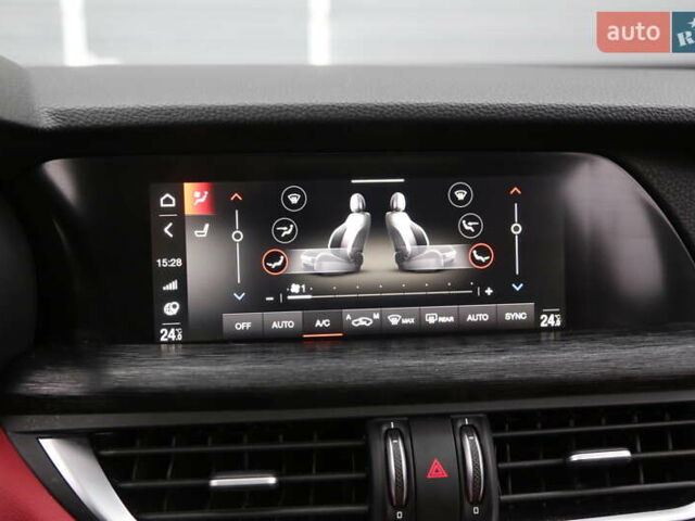 Серый Альфа Ромео Стелвио, объемом двигателя 2 л и пробегом 130 тыс. км за 22900 $, фото 20 на Automoto.ua