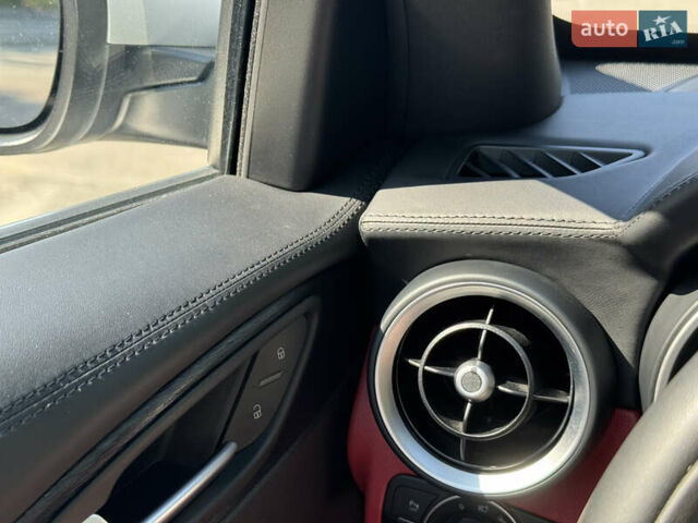 Сірий Альфа Ромео Стелвіо, об'ємом двигуна 2 л та пробігом 36 тис. км за 32900 $, фото 31 на Automoto.ua