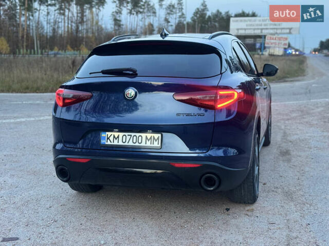 Синий Альфа Ромео Стелвио, объемом двигателя 2 л и пробегом 225 тыс. км за 16450 $, фото 10 на Automoto.ua