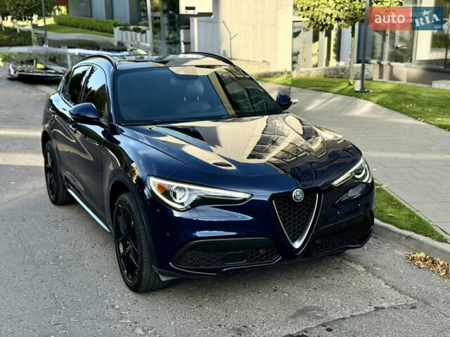 Синій Альфа Ромео Стелвіо, об'ємом двигуна 2 л та пробігом 145 тис. км за 18900 $, фото 8 на Automoto.ua