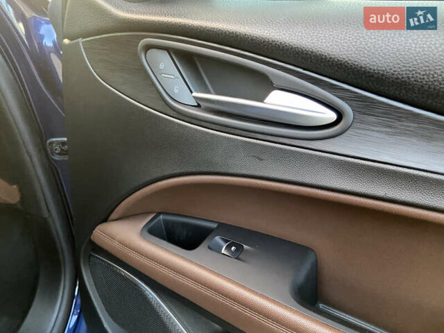 Синій Альфа Ромео Стелвіо, об'ємом двигуна 2 л та пробігом 135 тис. км за 22700 $, фото 34 на Automoto.ua