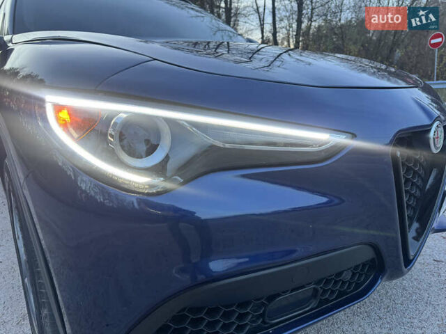 Синий Альфа Ромео Стелвио, объемом двигателя 2 л и пробегом 225 тыс. км за 16450 $, фото 26 на Automoto.ua