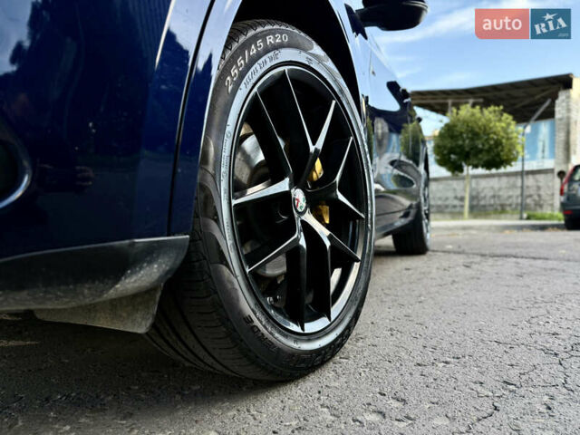 Синій Альфа Ромео Стелвіо, об'ємом двигуна 2 л та пробігом 145 тис. км за 18900 $, фото 3 на Automoto.ua