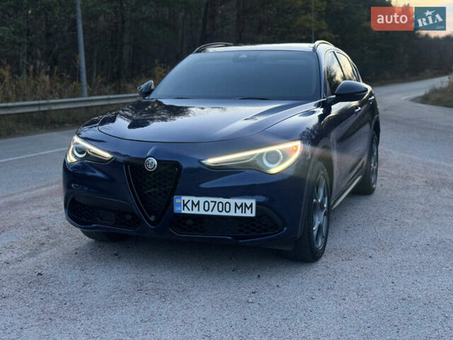 Синий Альфа Ромео Стелвио, объемом двигателя 2 л и пробегом 225 тыс. км за 16450 $, фото 4 на Automoto.ua