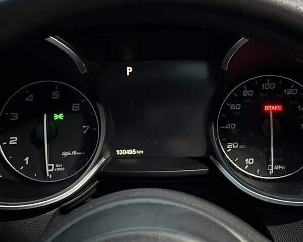 Синий Альфа Ромео Стелвио, объемом двигателя 2 л и пробегом 130 тыс. км за 16300 $, фото 15 на Automoto.ua