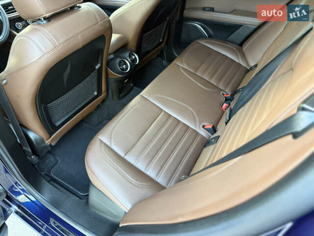 Синій Альфа Ромео Стелвіо, об'ємом двигуна 2 л та пробігом 145 тис. км за 18900 $, фото 50 на Automoto.ua