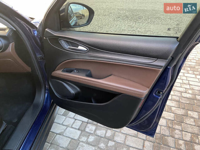 Синій Альфа Ромео Стелвіо, об'ємом двигуна 2 л та пробігом 135 тис. км за 22700 $, фото 33 на Automoto.ua