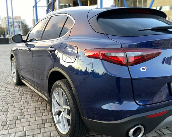 Синій Альфа Ромео Стелвіо, об'ємом двигуна 2 л та пробігом 135 тис. км за 22700 $, фото 43 на Automoto.ua