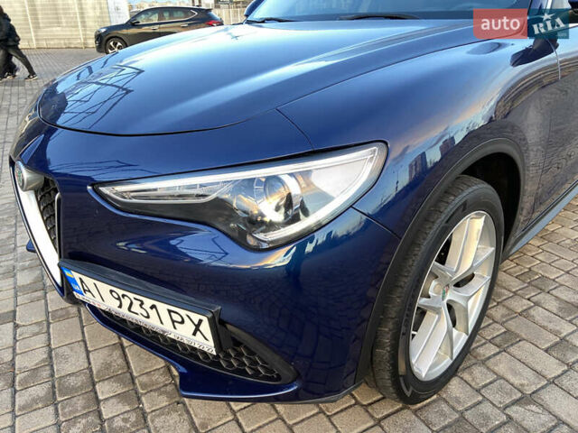 Синій Альфа Ромео Стелвіо, об'ємом двигуна 2 л та пробігом 135 тис. км за 22700 $, фото 12 на Automoto.ua