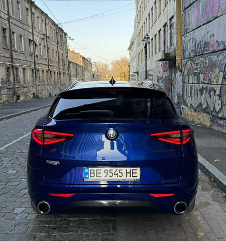 Синий Альфа Ромео Стелвио, объемом двигателя 2 л и пробегом 110 тыс. км за 27000 $, фото 3 на Automoto.ua