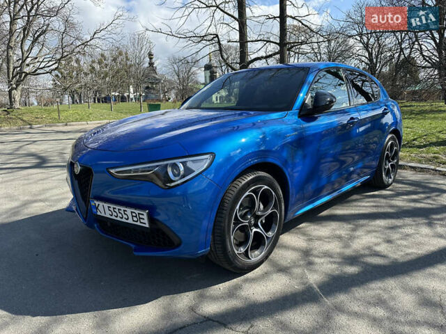 Синій Альфа Ромео Стелвіо, об'ємом двигуна 2 л та пробігом 6 тис. км за 48500 $, фото 14 на Automoto.ua