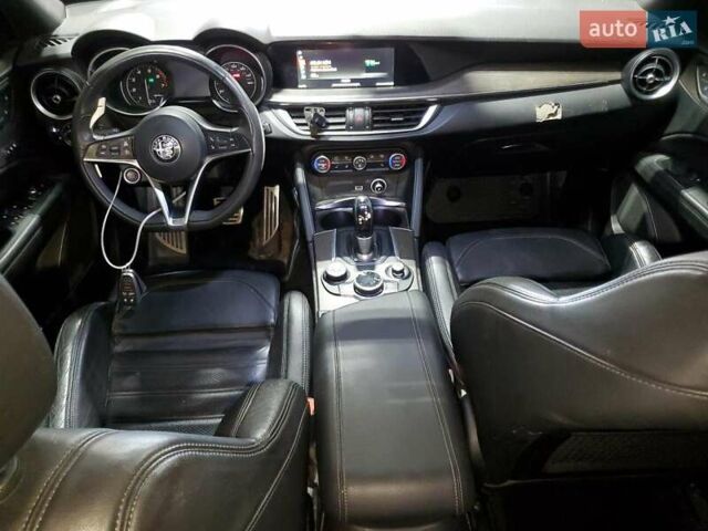 Зелений Альфа Ромео Стелвіо, об'ємом двигуна 2 л та пробігом 78 тис. км за 4700 $, фото 7 на Automoto.ua