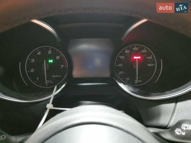 Зелений Альфа Ромео Стелвіо, об'ємом двигуна 2 л та пробігом 78 тис. км за 4700 $, фото 8 на Automoto.ua