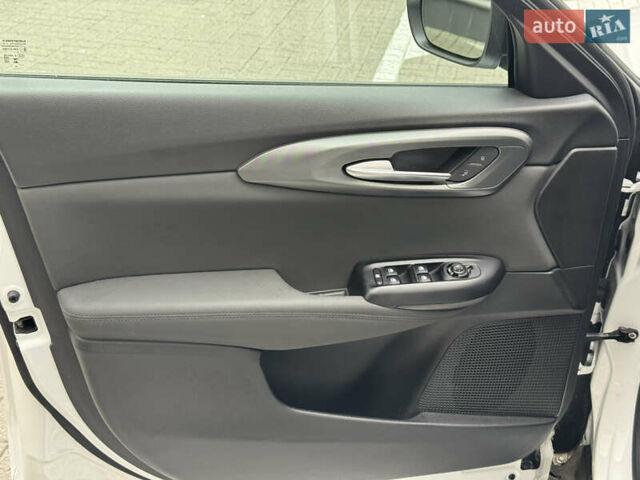 Белый Альфа Ромео Tonale, объемом двигателя 1.3 л и пробегом 10 тыс. км за 30500 $, фото 12 на Automoto.ua