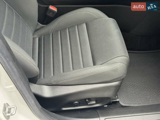 Белый Альфа Ромео Tonale, объемом двигателя 1.3 л и пробегом 10 тыс. км за 30500 $, фото 20 на Automoto.ua