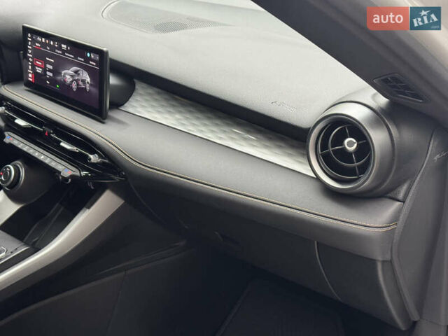 Белый Альфа Ромео Tonale, объемом двигателя 1.3 л и пробегом 10 тыс. км за 30500 $, фото 19 на Automoto.ua