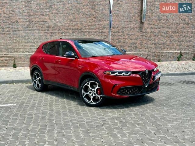 Красный Альфа Ромео Tonale, объемом двигателя 1.3 л и пробегом 14 тыс. км за 31999 $, фото 7 на Automoto.ua