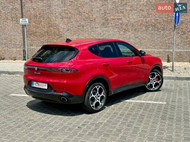 Красный Альфа Ромео Tonale, объемом двигателя 1.3 л и пробегом 14 тыс. км за 31999 $, фото 15 на Automoto.ua