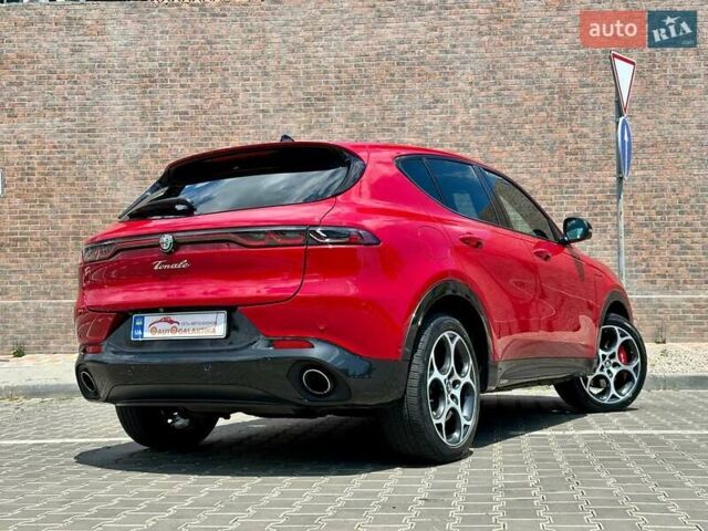 Красный Альфа Ромео Tonale, объемом двигателя 1.3 л и пробегом 14 тыс. км за 31999 $, фото 14 на Automoto.ua