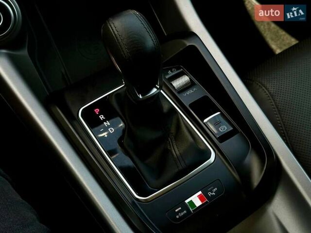 Красный Альфа Ромео Tonale, объемом двигателя 1.3 л и пробегом 14 тыс. км за 31999 $, фото 50 на Automoto.ua