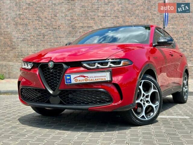 Красный Альфа Ромео Tonale, объемом двигателя 1.3 л и пробегом 14 тыс. км за 31999 $, фото 11 на Automoto.ua