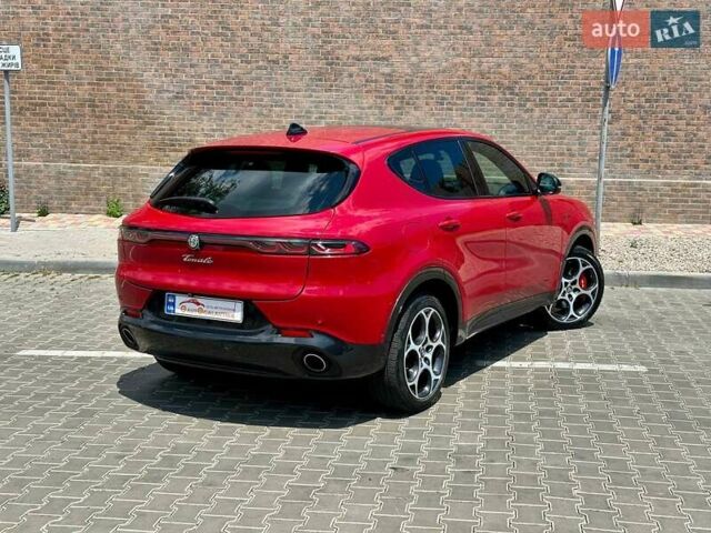 Красный Альфа Ромео Tonale, объемом двигателя 1.3 л и пробегом 14 тыс. км за 31999 $, фото 13 на Automoto.ua