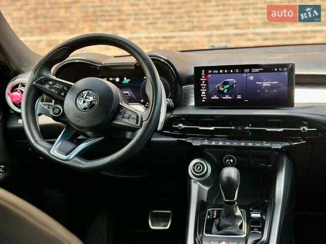 Красный Альфа Ромео Tonale, объемом двигателя 1.3 л и пробегом 14 тыс. км за 31999 $, фото 29 на Automoto.ua