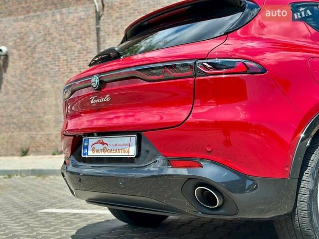 Красный Альфа Ромео Tonale, объемом двигателя 1.3 л и пробегом 14 тыс. км за 31999 $, фото 16 на Automoto.ua