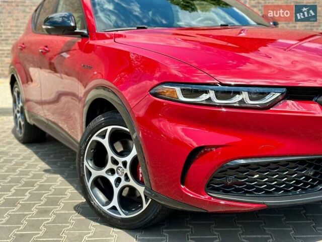 Красный Альфа Ромео Tonale, объемом двигателя 1.3 л и пробегом 14 тыс. км за 31999 $, фото 9 на Automoto.ua