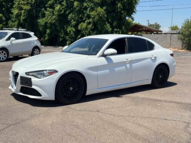 Белый Альфа Giulia, объемом двигателя 0 л и пробегом 68 тыс. км за 7000 $, фото 2 на Automoto.ua